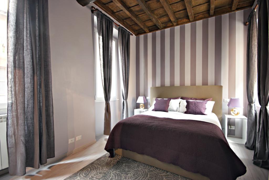 Living Rhome-spanishsteps Roma